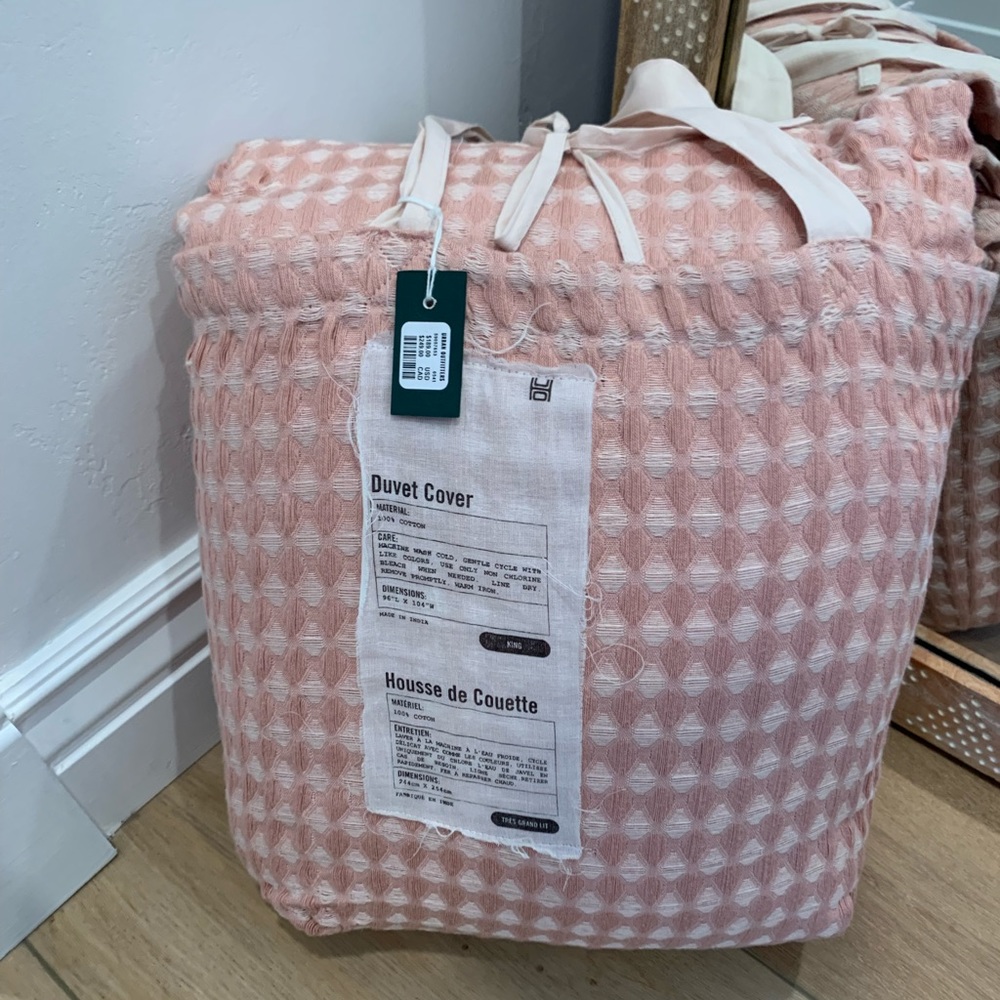 New unopened king size duvet.